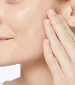 cerave_renewing-sa-cleanser_texture