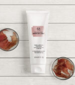 drops-of-light-cleansing-foam-02