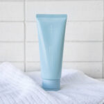 Water Bank Blue Hyaluronic Cleansing Foam - Image 3