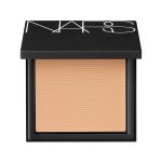 nars-all-day-luminous-powder-foundation-board-spectrum-spf-24-deauville-light-4-Luxur